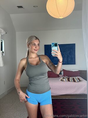 gabbiecarter Nude Leaked Photo #13