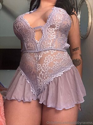 gabbyravess Nude Leaked Photo #3