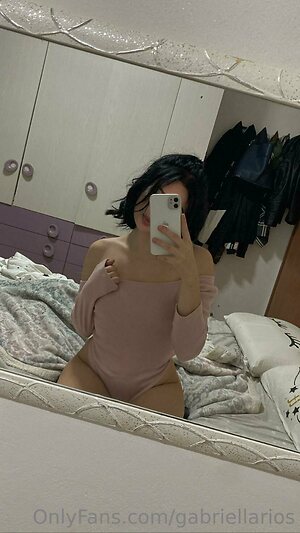 gabriellarios Nude Leaked Photo #15