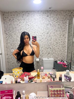 gabynapolesss Nude Leaked Photo #5