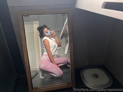gabynapolesss Nude Leaked Photo #28