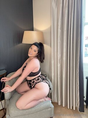 gfe-alice Nude Leaked Photo #3