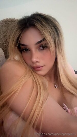 gisellegorgeous Nude Leaked Photo #6