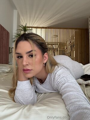 giuliavaneri Nude Leaked Photo #3