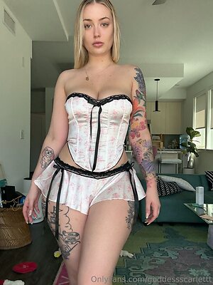 goddessscarlettt Nude Leaked Photo #4