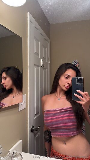 goodwithmytongue Nude Leaked Photo #21