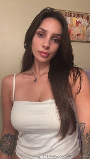 goodwithmytongue Nude Leaked Photo #24