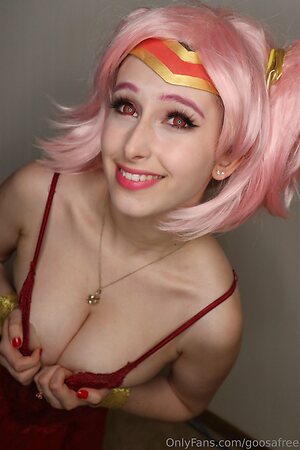 goosafree Nude Leaked Photo #17