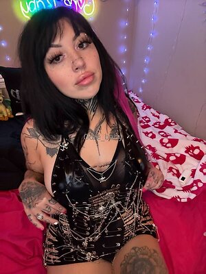 gore baby Nude Leaked Photo #17