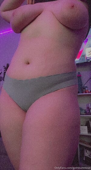 gothbunnibrat Nude Leaked Photo #21