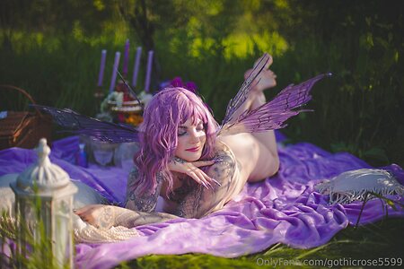 gothicrose5599 Nude Leaked Photo #3