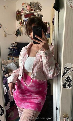 grac3inwonderland Nude Leaked Photo #4