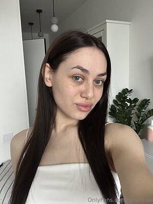 grace xo Nude Leaked Photo #14