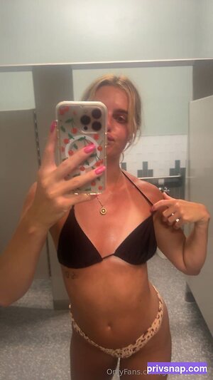 gracesweets More Nude Photos