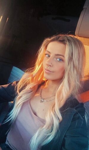 graciepetite Nude Leaked Photo #32