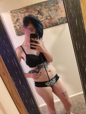 greywolfe96 Nude Leaked Photo #5