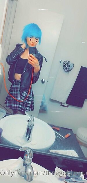 gupii gupz Nude Leaked Photo #12