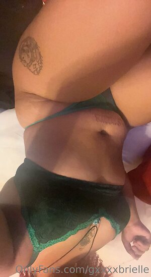 gxxxxbrielle Nude Leaked Photo #12