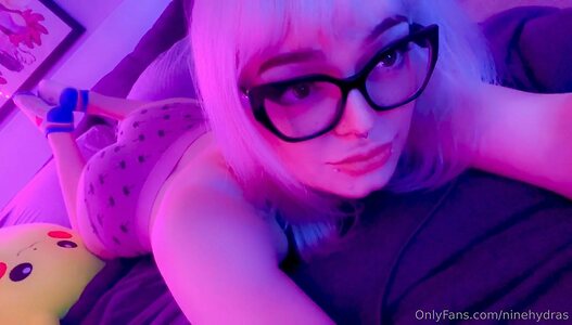 h3xbun More Nude Photos
