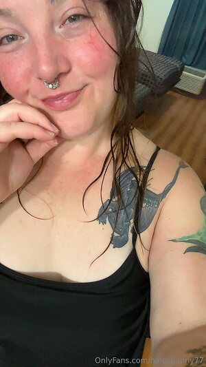 halesbunny77 Nude Leaked Photo #4