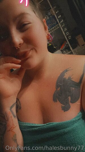 halesbunny77 Nude Leaked Photo #19
