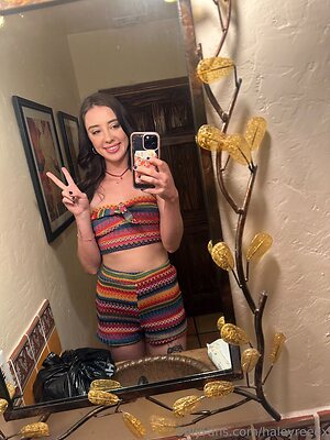 haleyreedx Nude Leaked Photo #6