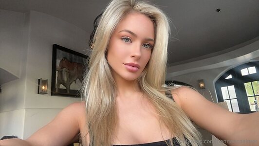 hannahcpalmer Nude Leaked Photo #18