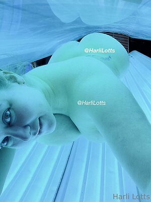 harlilotts Nude Leaked Photo #6