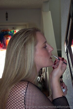 harmonikaliforniafree Nude Leaked Photo #13