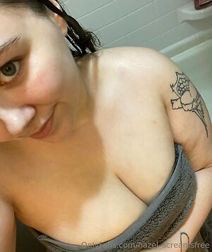 hazel screamsfree Nude Leaked Photo #26