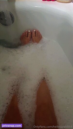 hellosarah444 Nude Leaked Photo #29