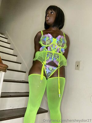 hersheydior27 Nude Leaked Photo #17