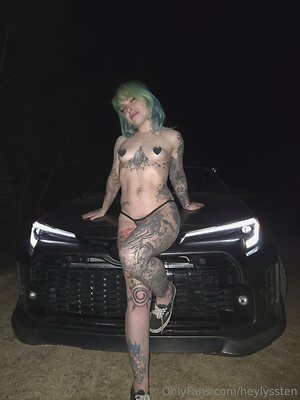 heylyssten Nude Leaked Photo #25