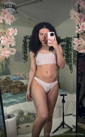 hiiibentley Nude Leaked Photo #3