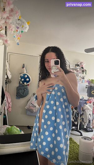 hiiibentley Nude Leaked Photo #26