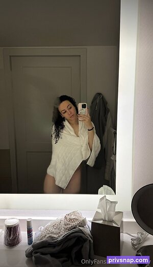 hiiibentley Nude Leaked Photo #27