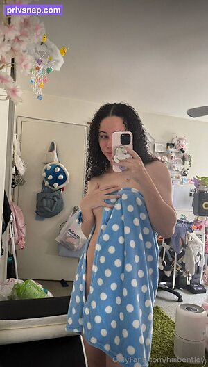 hiiibentley Nude Leaked Photo #32