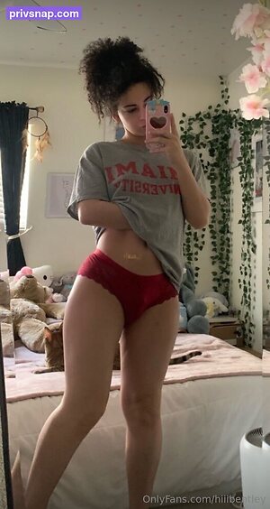 hiiibentley Nude Leaked Photo #34
