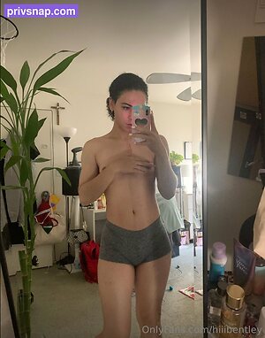 hiiibentley Nude Leaked Photo #43