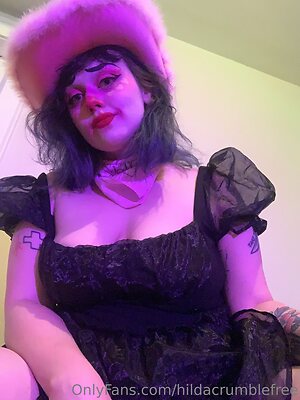 hildacrumblefree Nude Leaked Photo #26