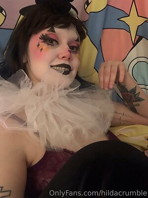 hildacrumblefree Nude Leaked Photo #31