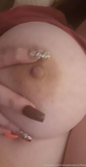 honeybooboo2323 Nude Leaked Photo #11