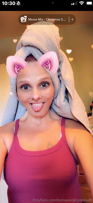 horneywife premium Nude Leaked Photo #22