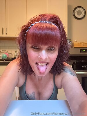 horneywife premium Nude Leaked Photo #33