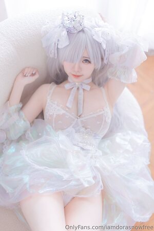 iamdorasnowfree Nude Leaked Photo #13