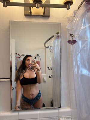 iamjuicykk Nude Leaked Photo #2