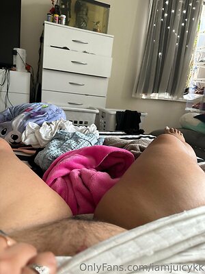 iamjuicykk Nude Leaked Photo #11