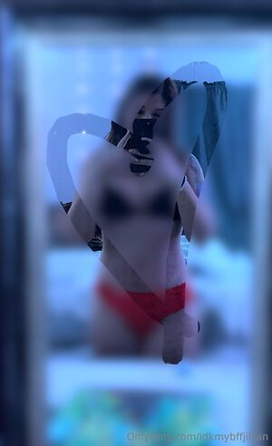 idkmybffjillian Nude Leaked Photo #6