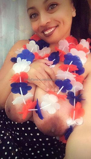 ilovelauraxo Nude Leaked Photo #3