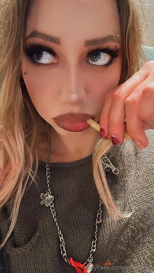 imsimony Nude Leaked Photo #9